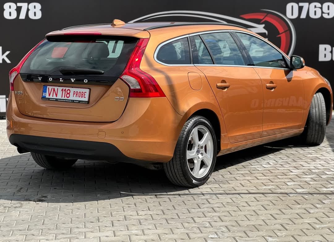 
								VOLVO V60 2012 full									
