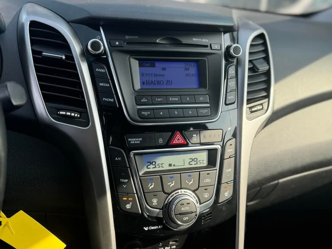 
								HYUNDAI I30 2012 full									