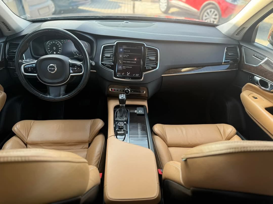 
								VOLVO XC90 2016 full									
