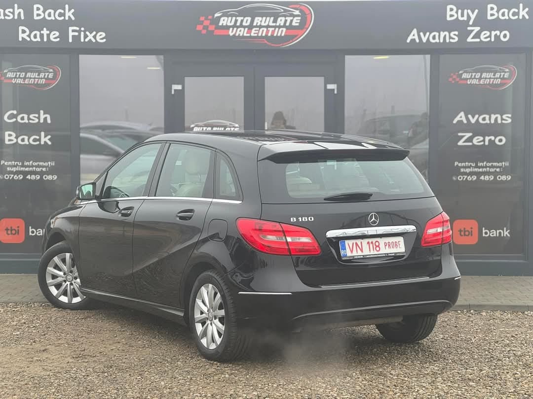 
								MERCEDES BENZ B180 2012 full									