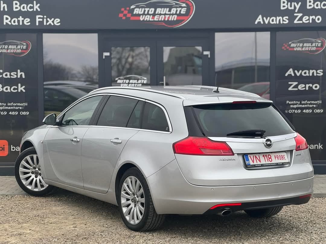 
								OPEL INSIGNIA 2009 full									