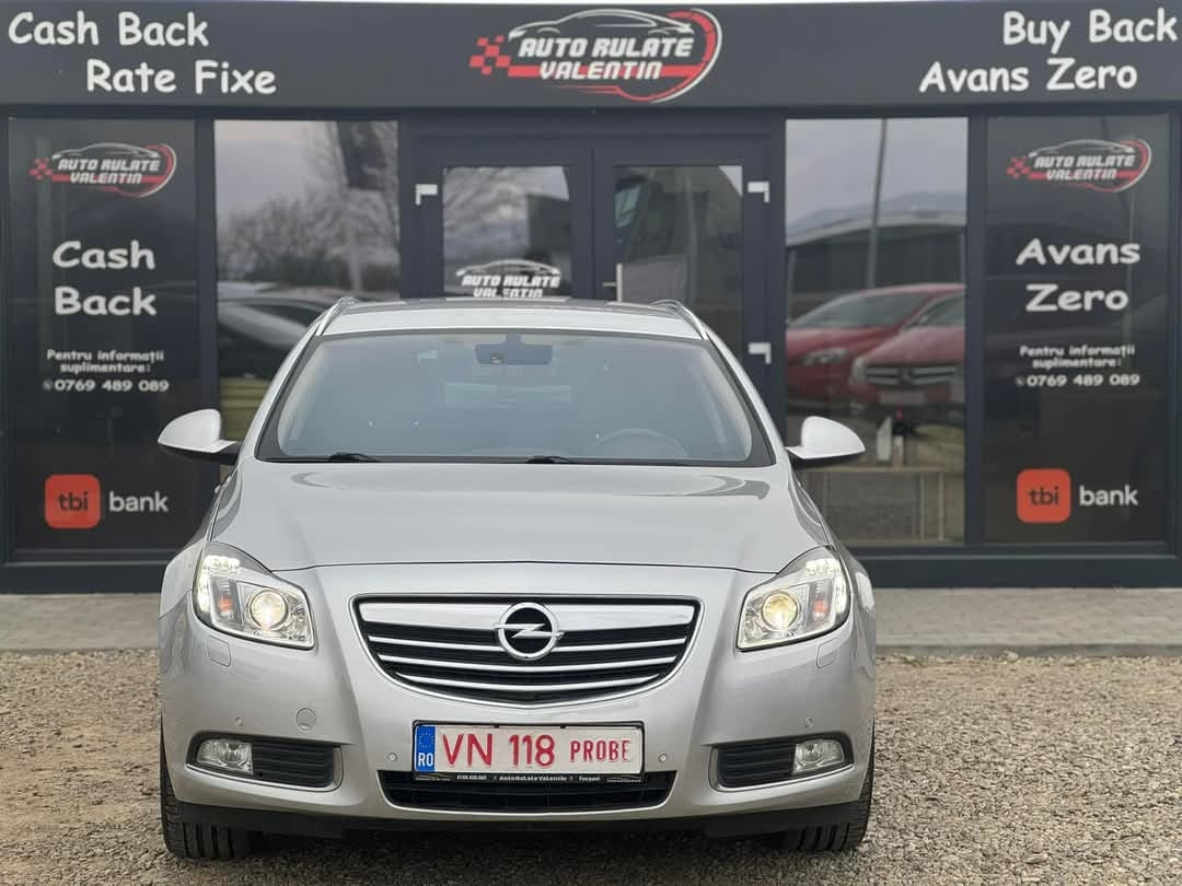 
								OPEL INSIGNIA 2009 full									