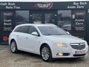 OPEL INSIGNIA 2012