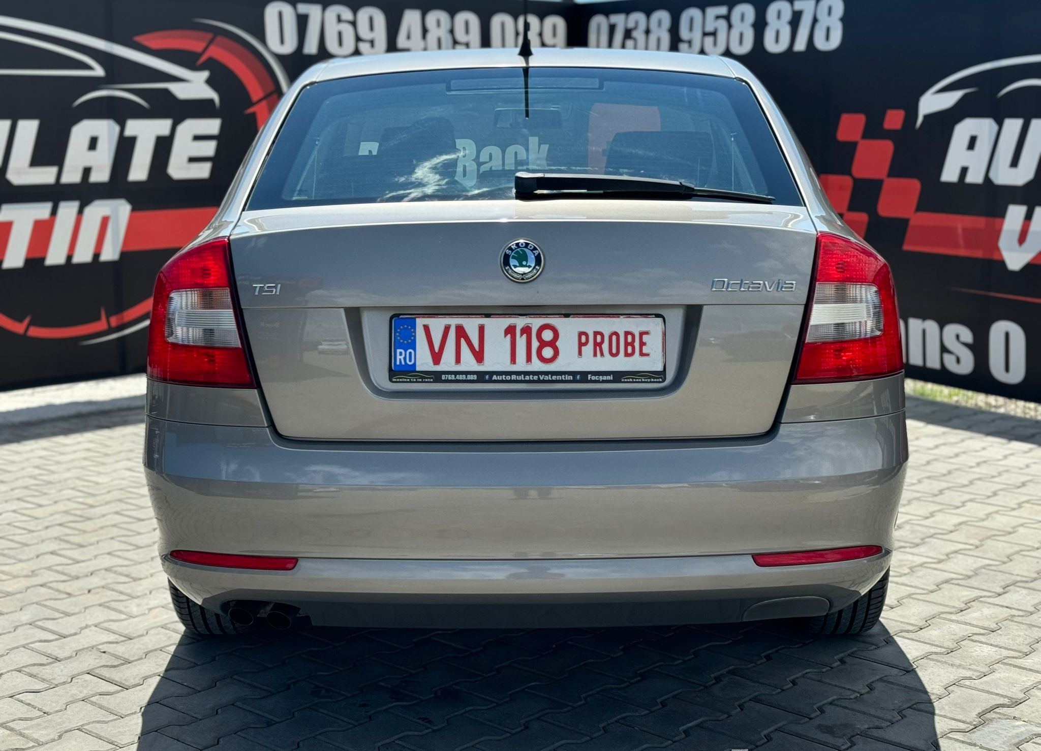 
								SKODA OCTAVIA 2011 full									